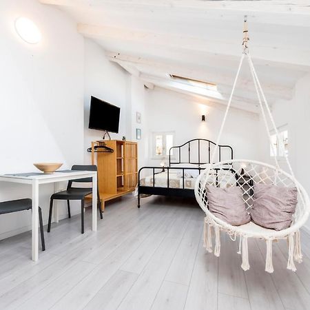 Cozy Garzoto Studios Rovinj Bagian luar foto