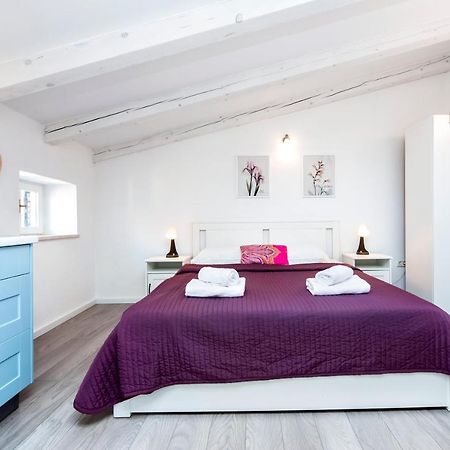 Cozy Garzoto Studios Rovinj Bagian luar foto