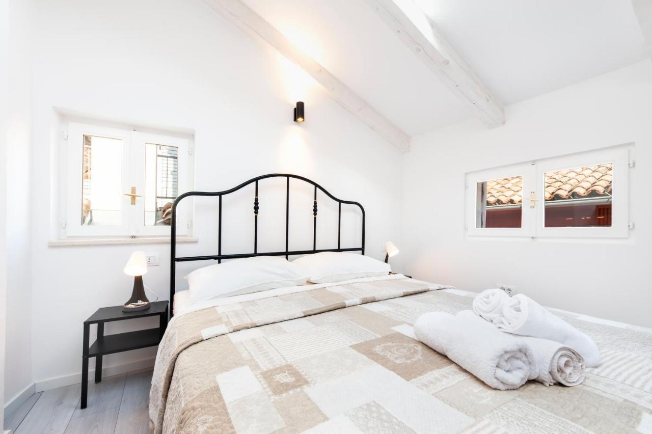 Cozy Garzoto Studios Rovinj Bagian luar foto