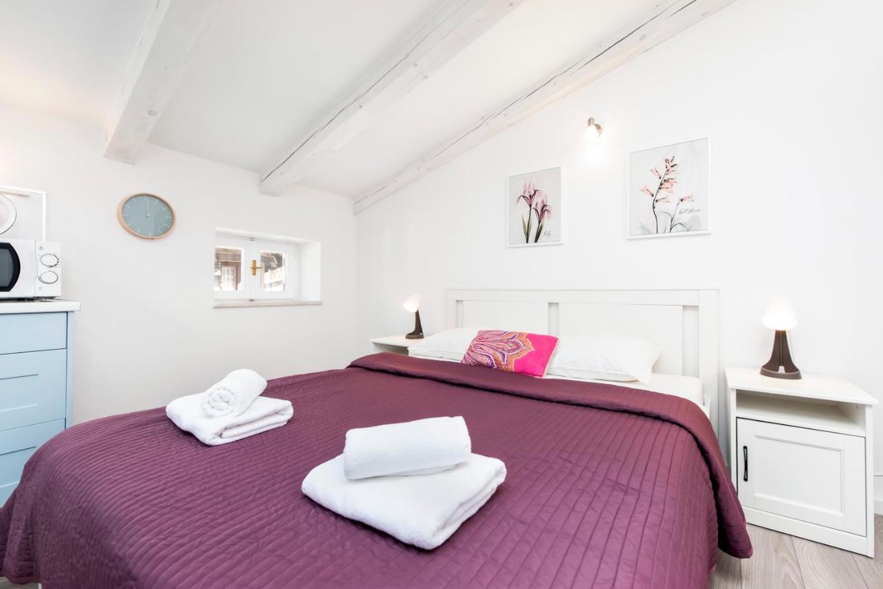 Cozy Garzoto Studios Rovinj Bagian luar foto