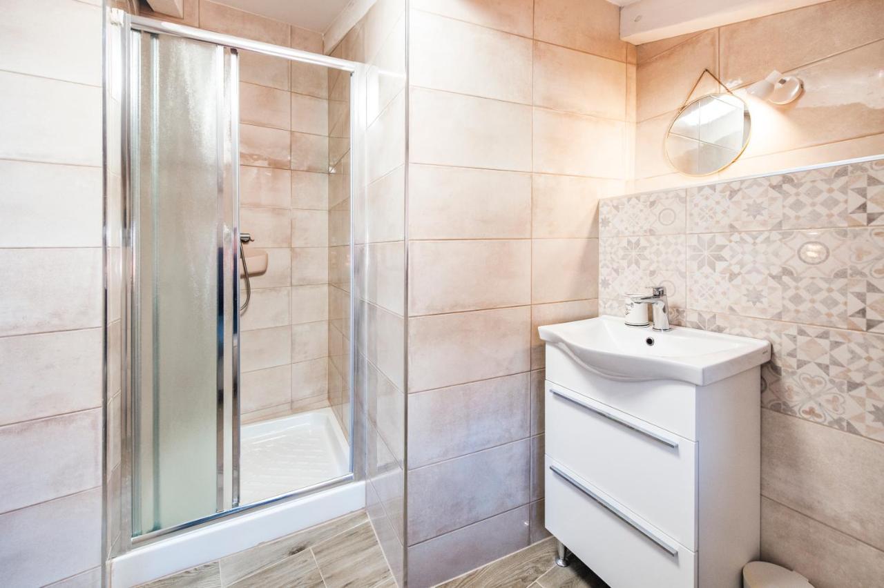 Cozy Garzoto Studios Rovinj Bagian luar foto